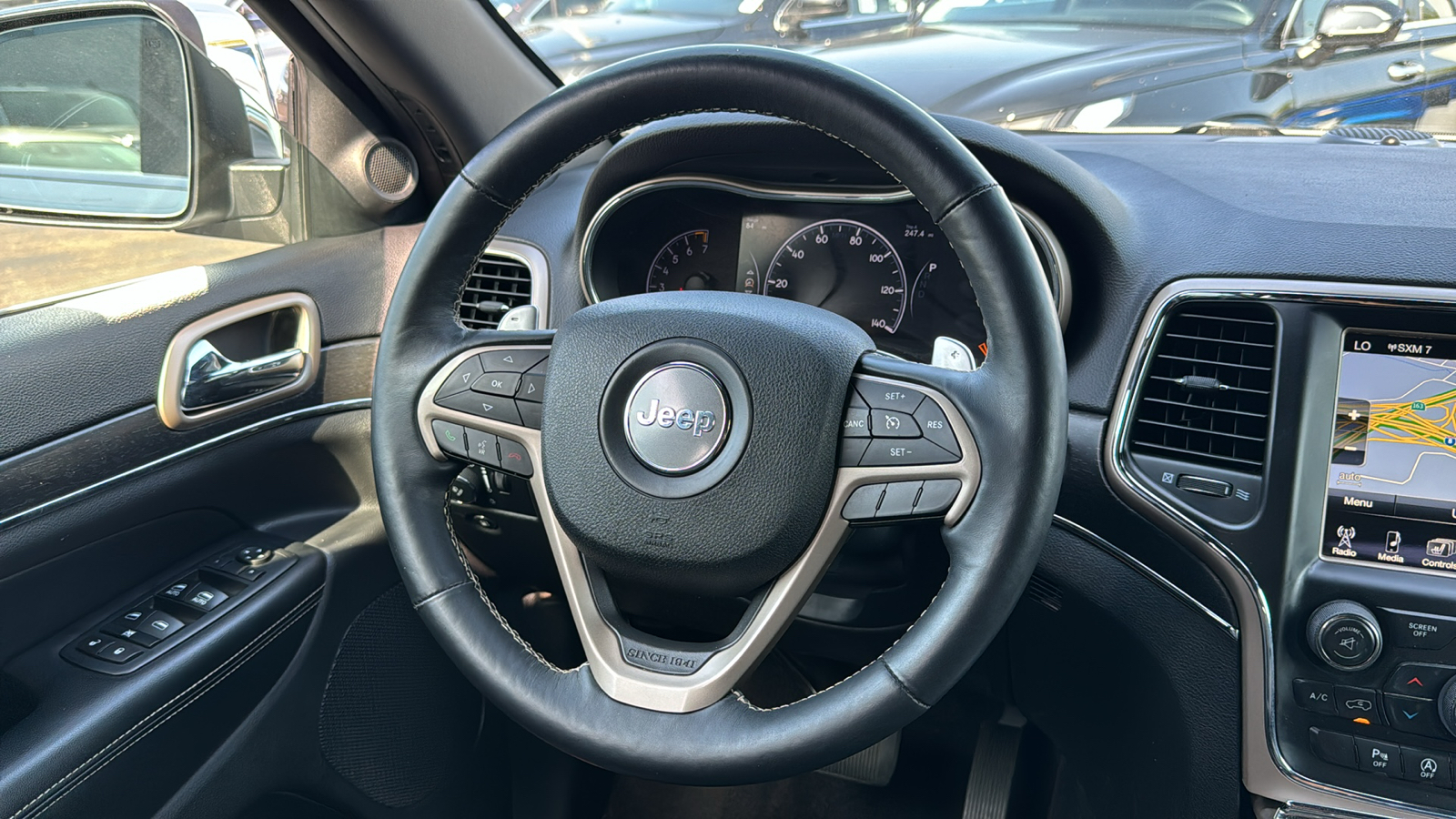 2017 Jeep Grand Cherokee Limited 25