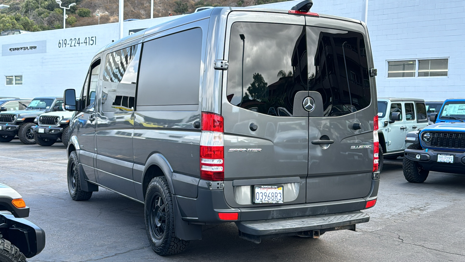 2016 Mercedes-Benz Sprinter 2500 Cargo 144 WB 10