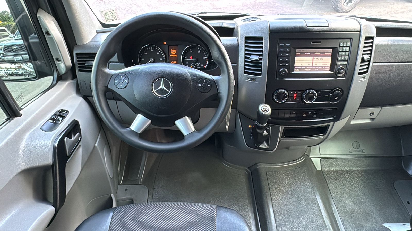 2016 Mercedes-Benz Sprinter 2500 Cargo 144 WB 21