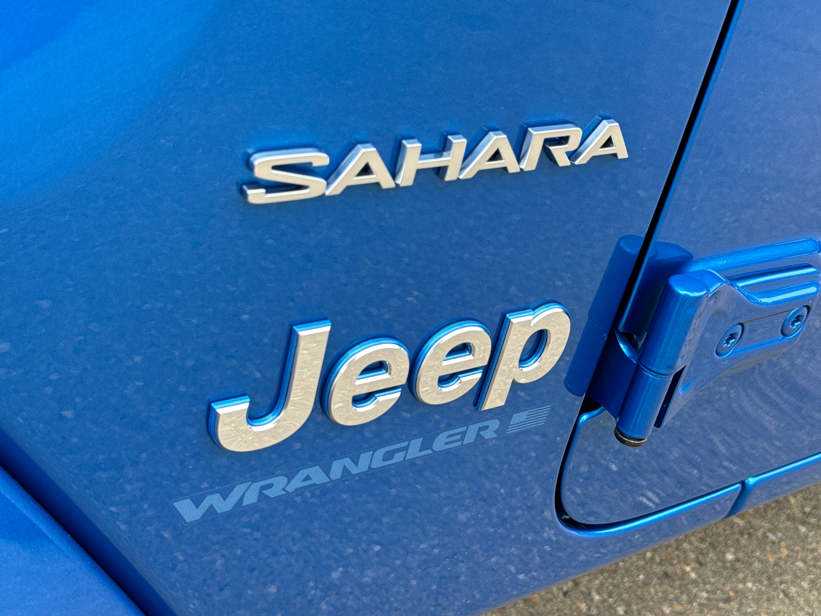 2024 Jeep Wrangler Sahara 4xe 4