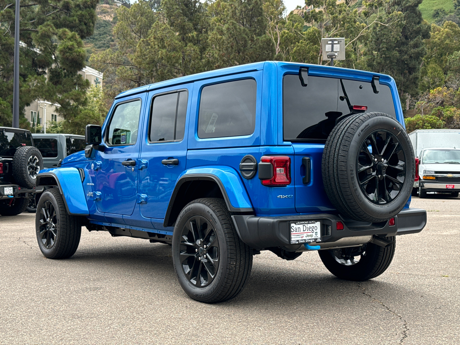 2024 Jeep Wrangler Sahara 4xe 10