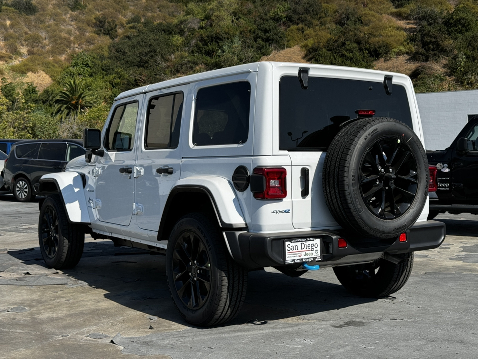 2024 Jeep Wrangler Sahara 4xe 10