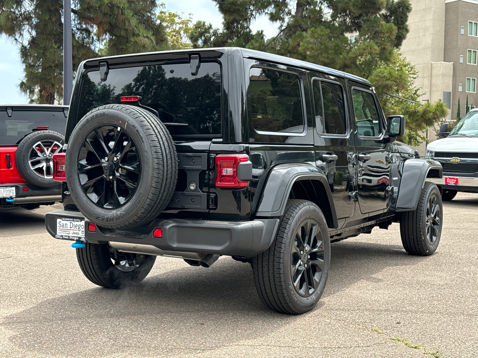 2024 Jeep Wrangler Sahara 4xe 10