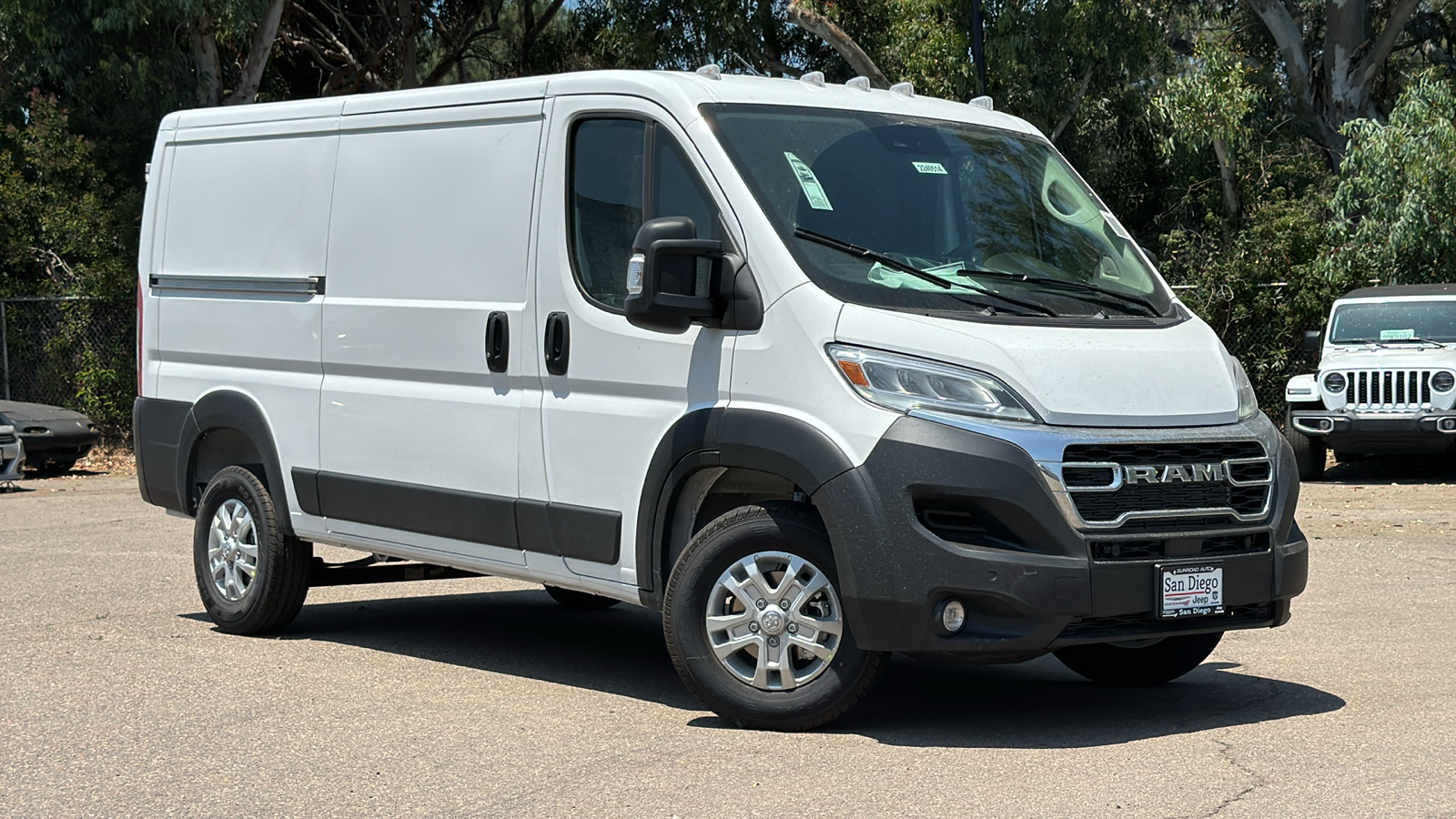 2024 Ram ProMaster 1500 Low Roof 2