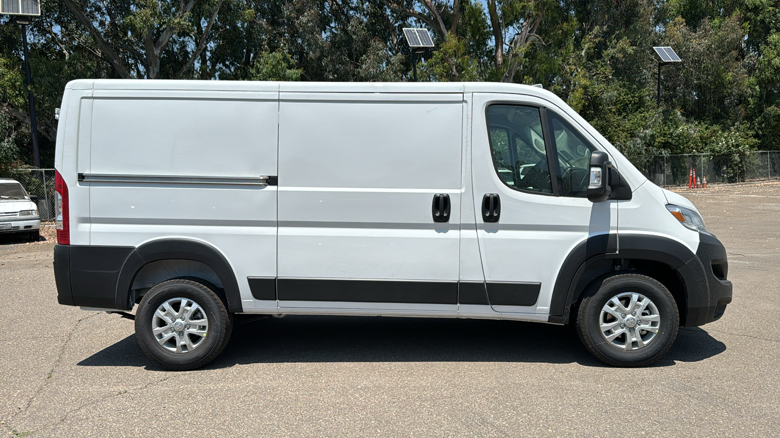 2024 Ram ProMaster 1500 Low Roof 7