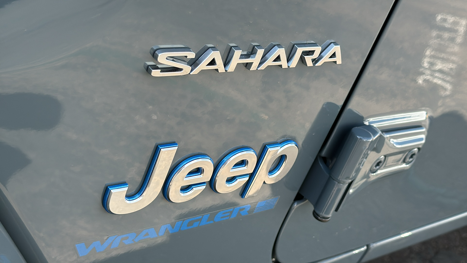 2024 Jeep Wrangler Sahara 4xe 4