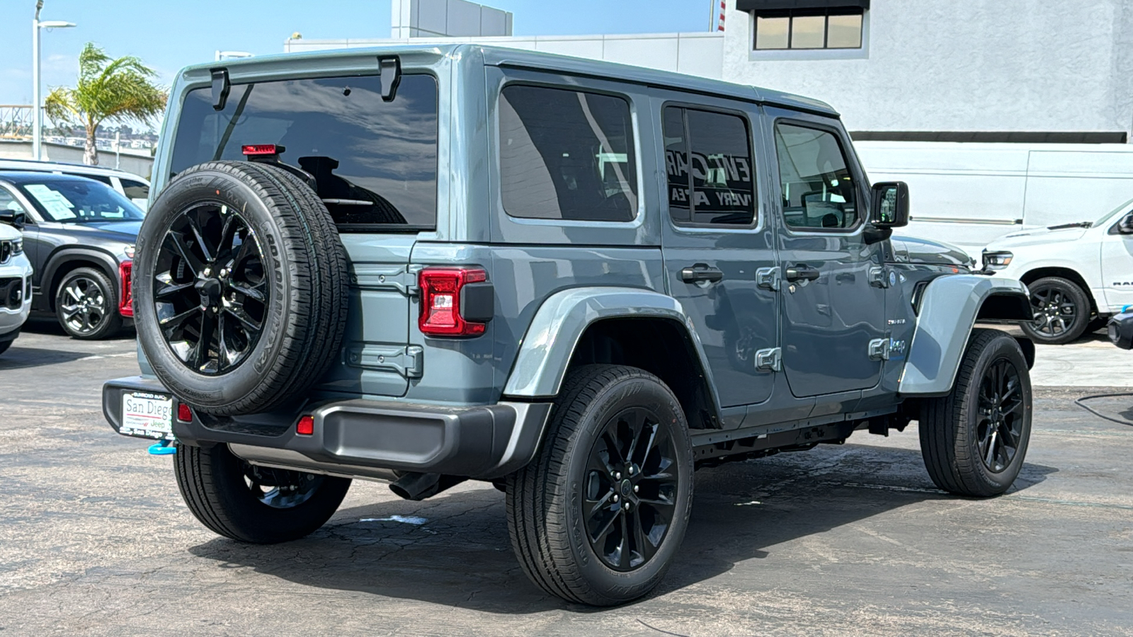 2024 Jeep Wrangler Sahara 4xe 12