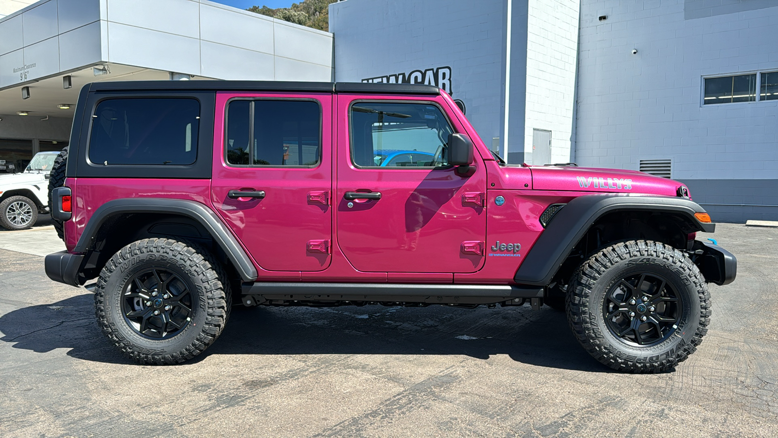 2024 Jeep Wrangler Willys 4xe 9