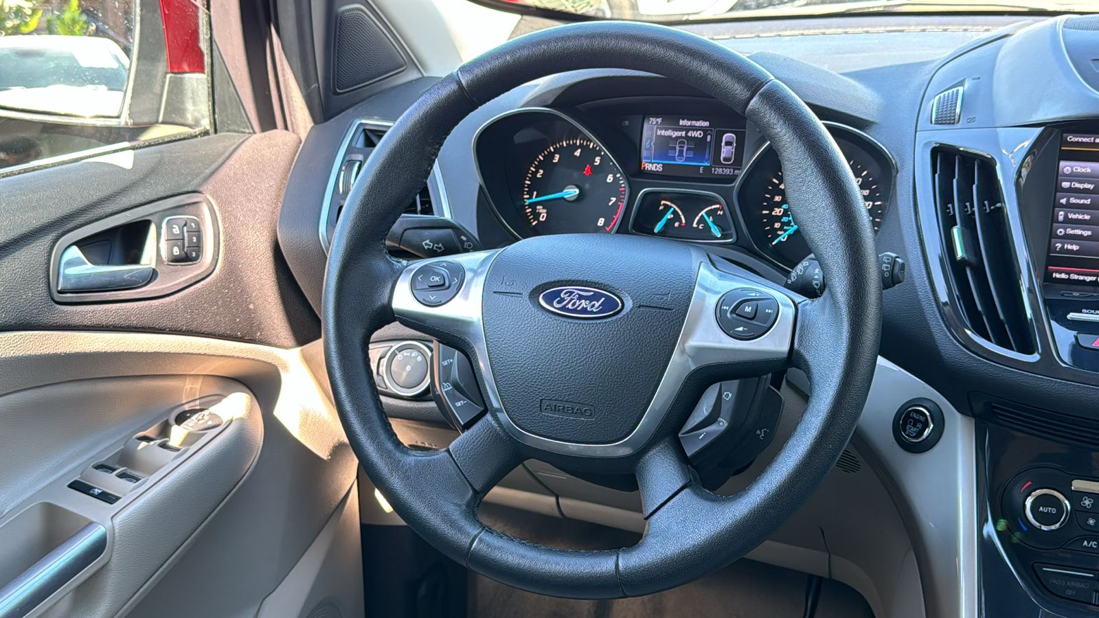 2013 Ford Escape SEL 22