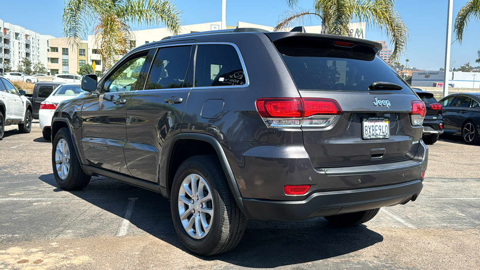 2021 Jeep Grand Cherokee Laredo E 9