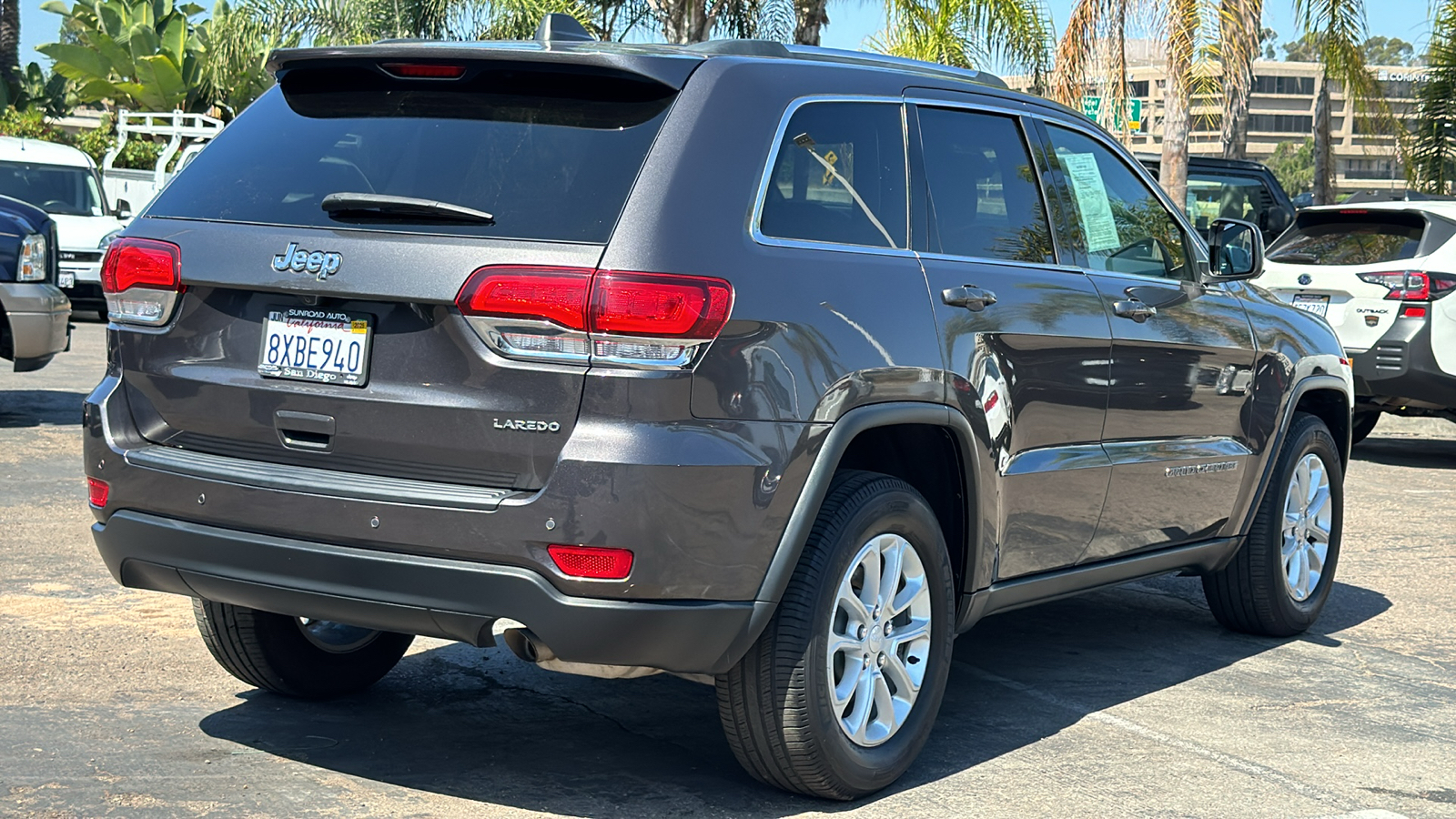 2021 Jeep Grand Cherokee Laredo E 11