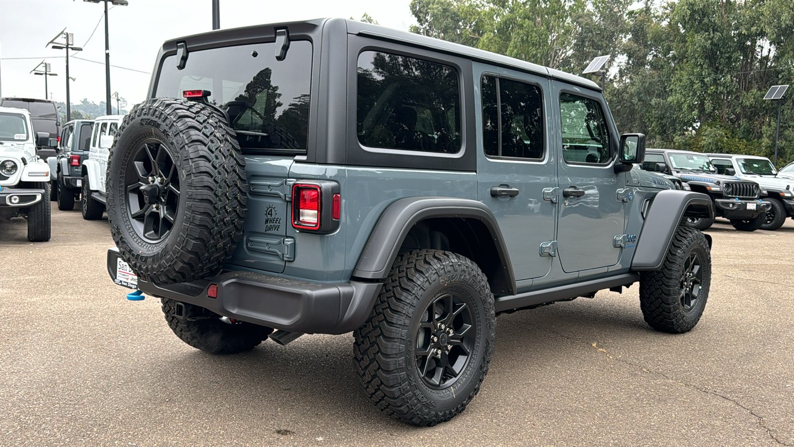 2024 Jeep Wrangler Willys 4xe 8