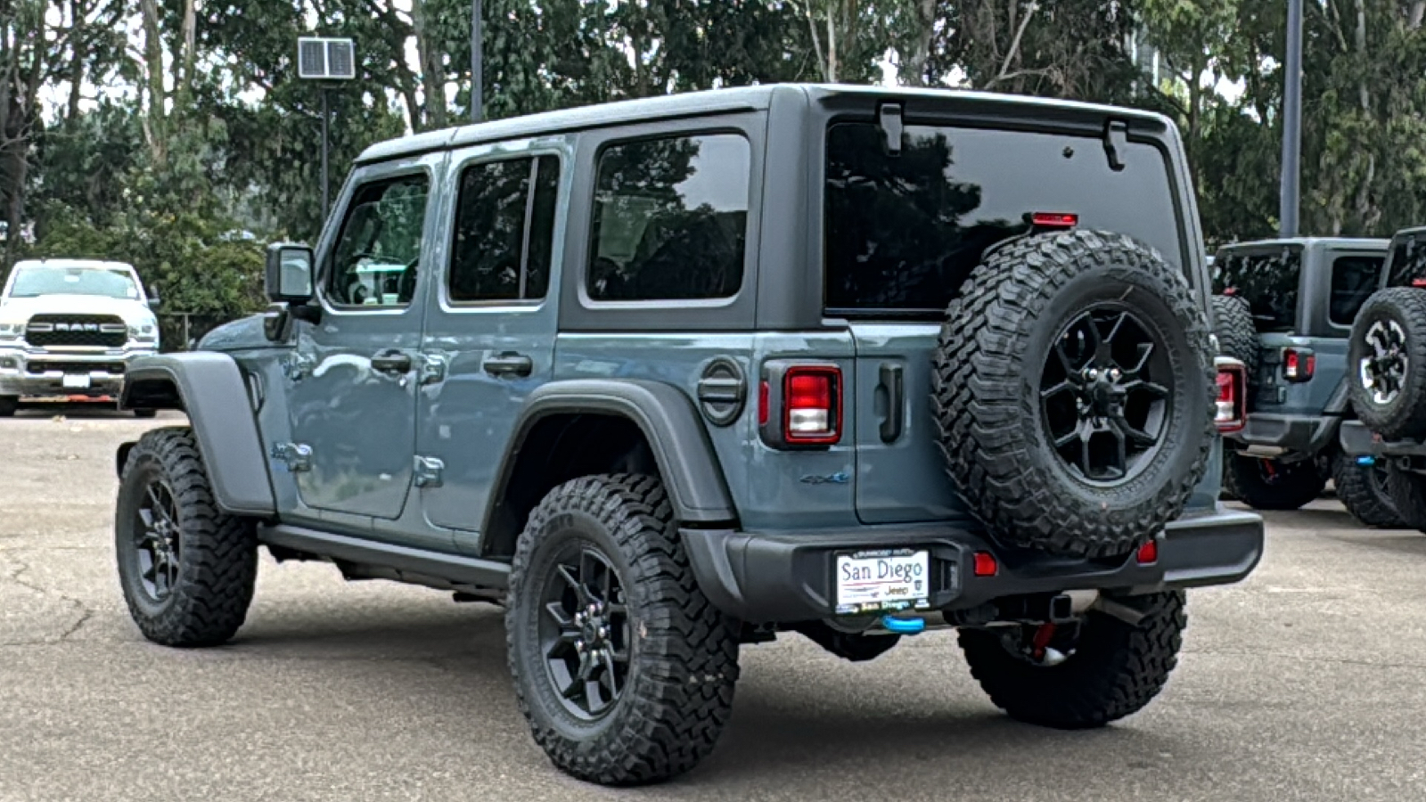 2024 Jeep Wrangler Willys 4xe 10