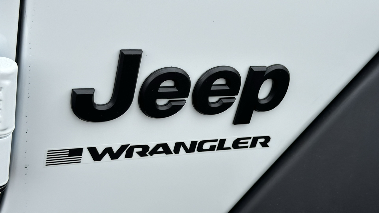 2024 Jeep Wrangler Sport 8