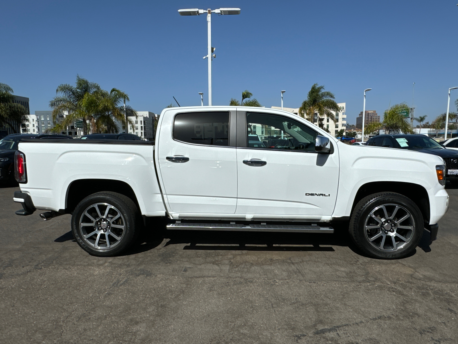 2020 GMC Canyon Denali 7