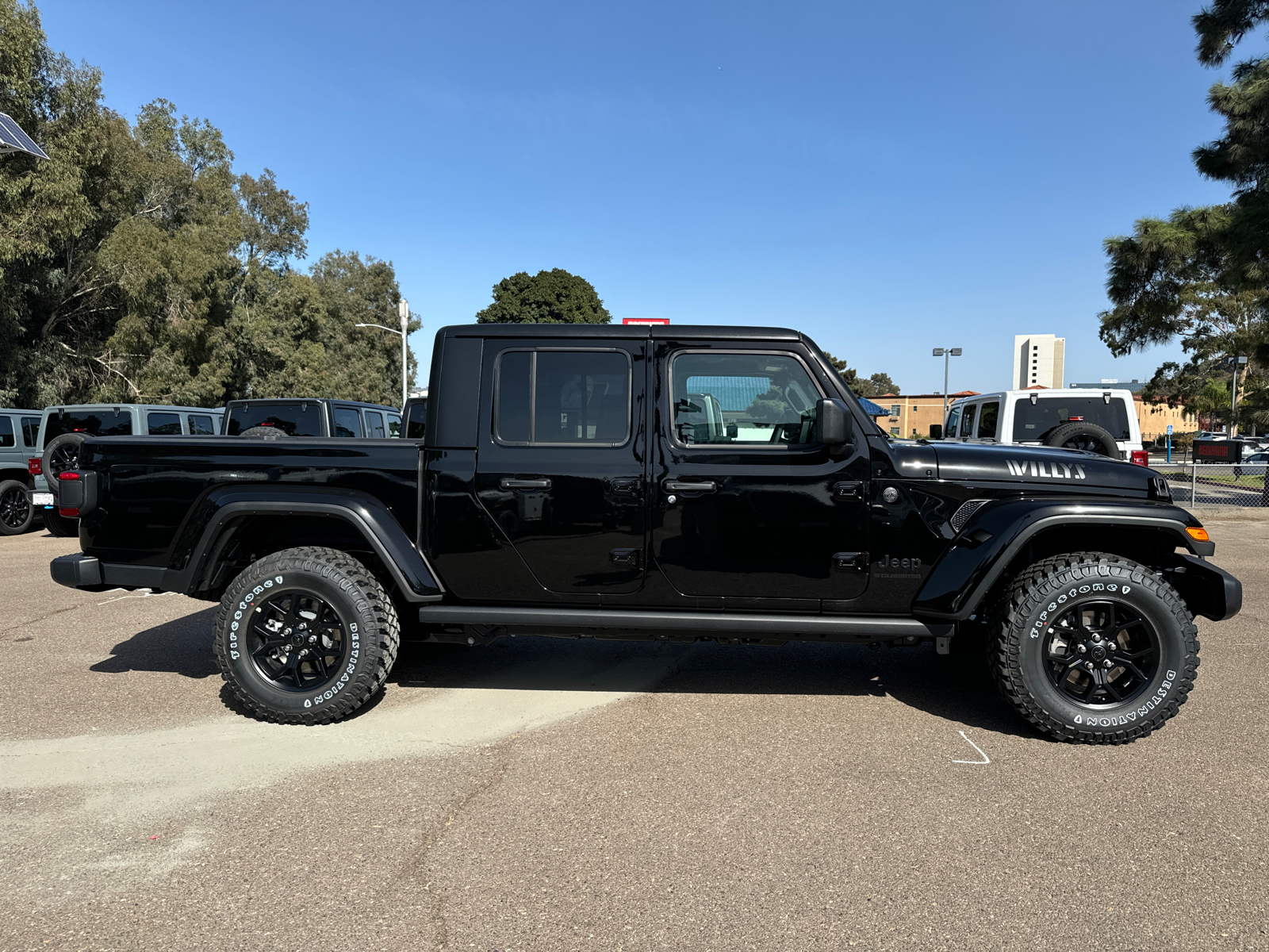 2024 Jeep Gladiator  7