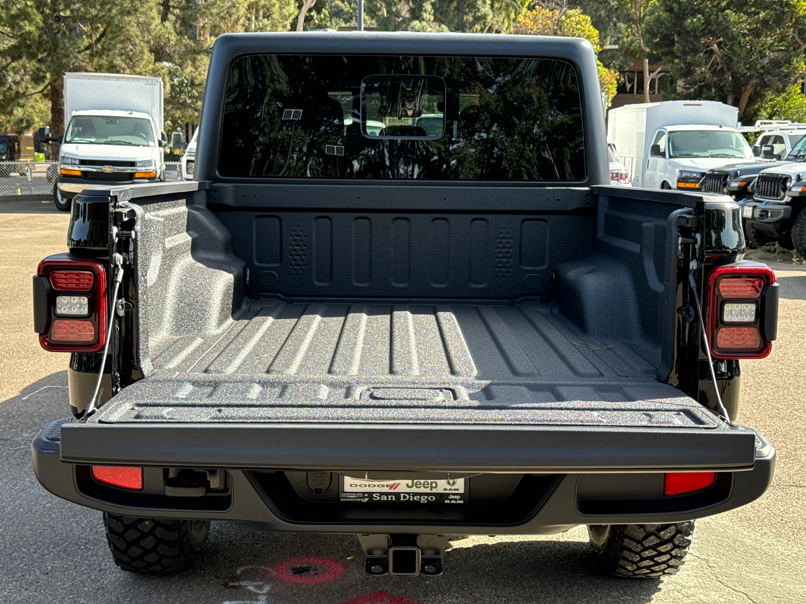 2024 Jeep Gladiator  11