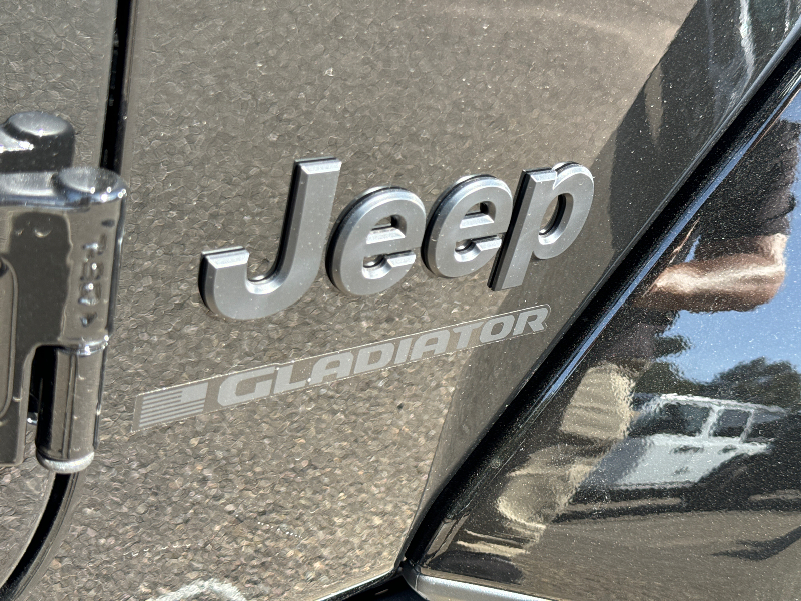 2024 Jeep Gladiator  12