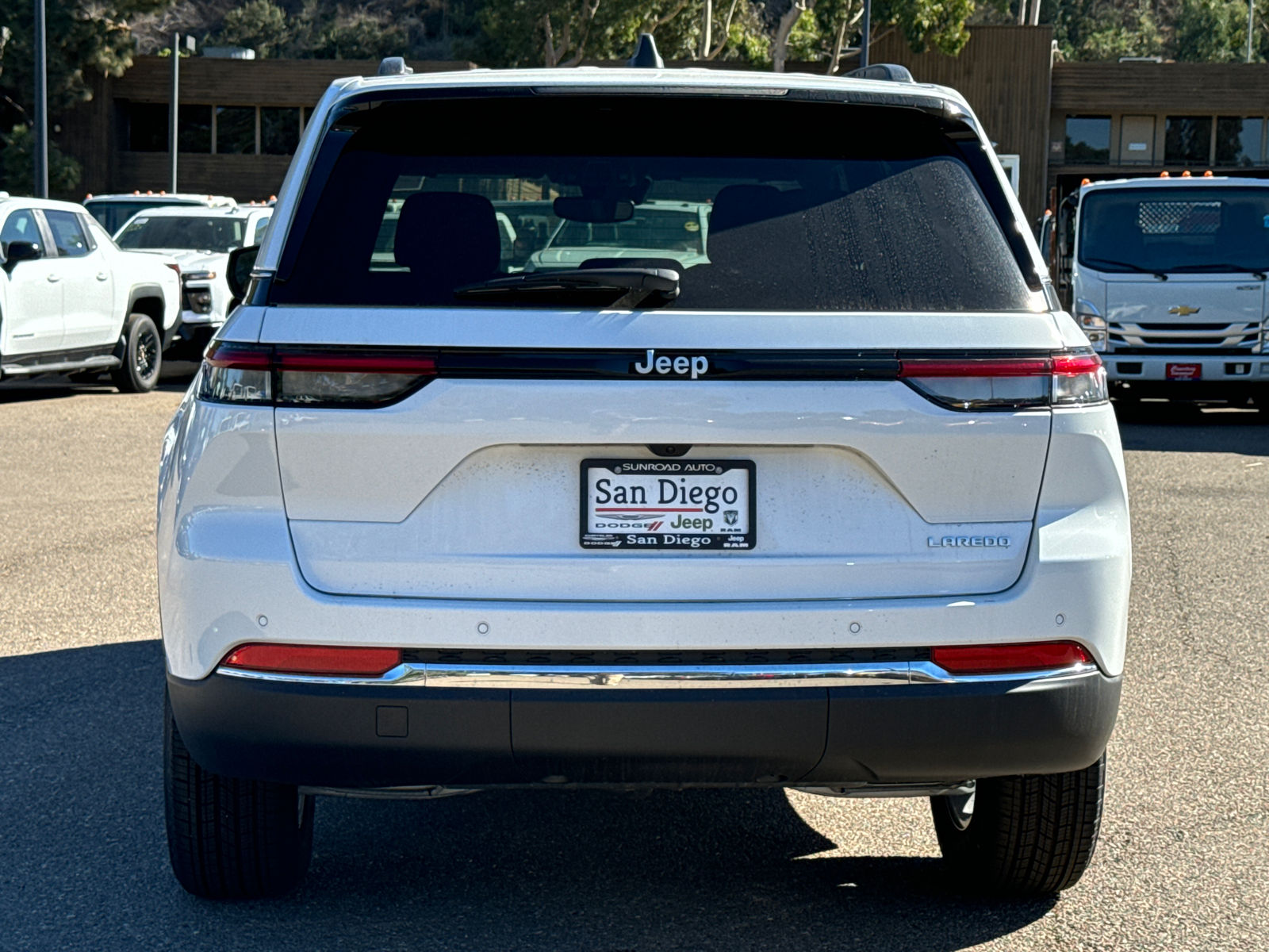 2024 Jeep Grand Cherokee Laredo 9