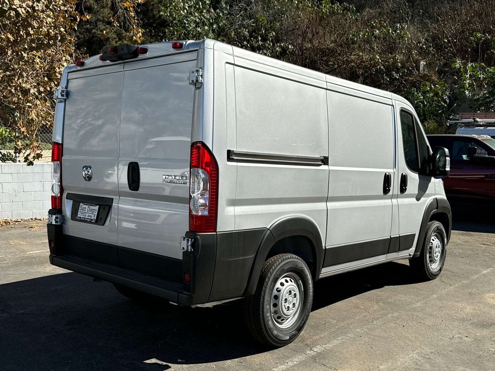 2025 Ram ProMaster 1500 Low Roof 8