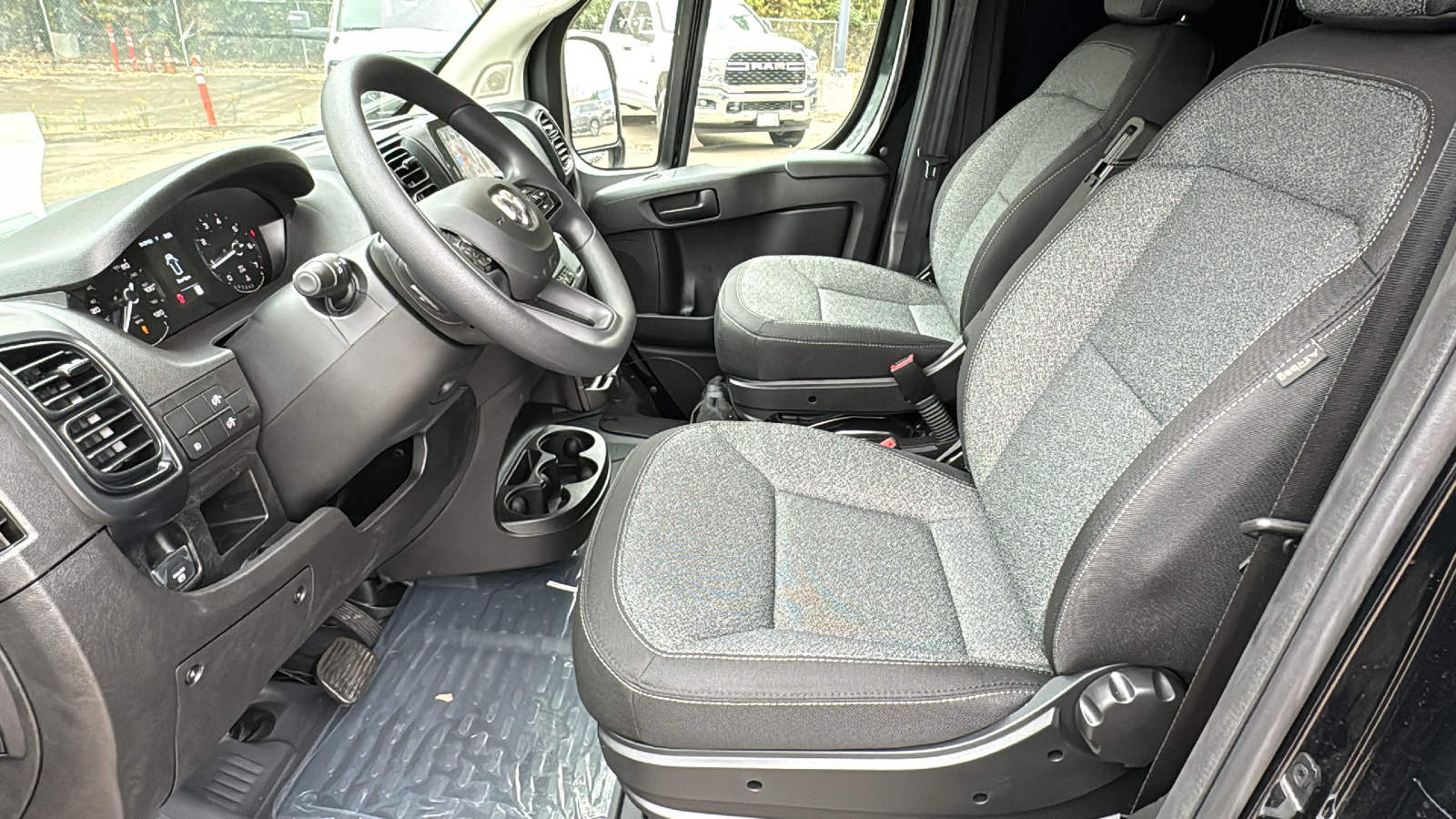 2025 Ram ProMaster 1500 Base 26