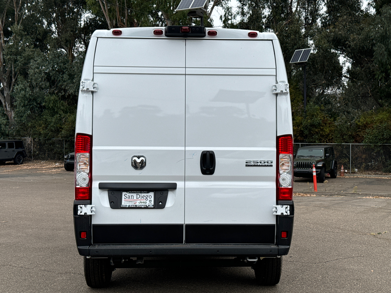 2025 Ram ProMaster 2500 High Roof 8