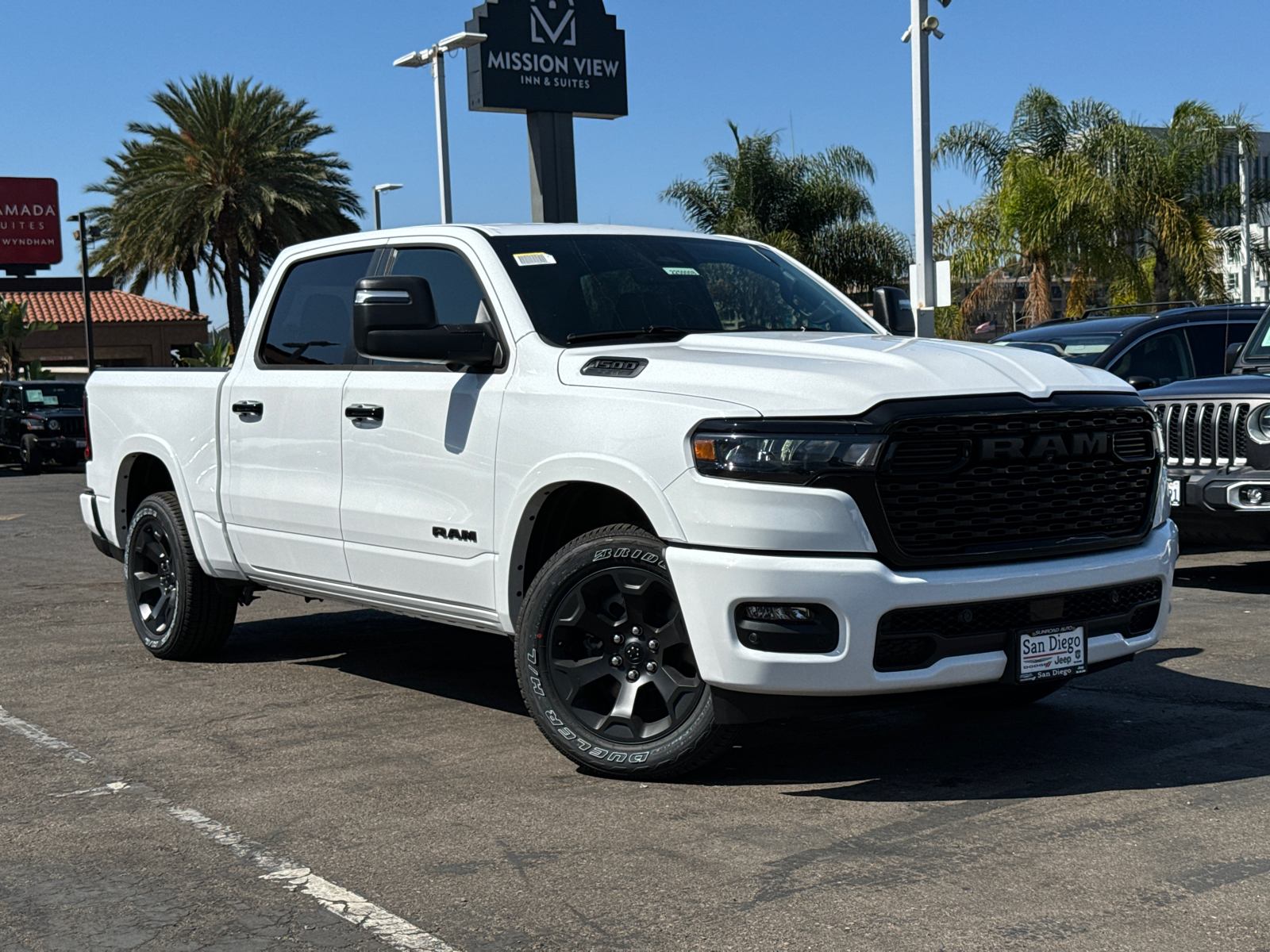 2025 Ram 1500 Big Horn/Lone Star 2