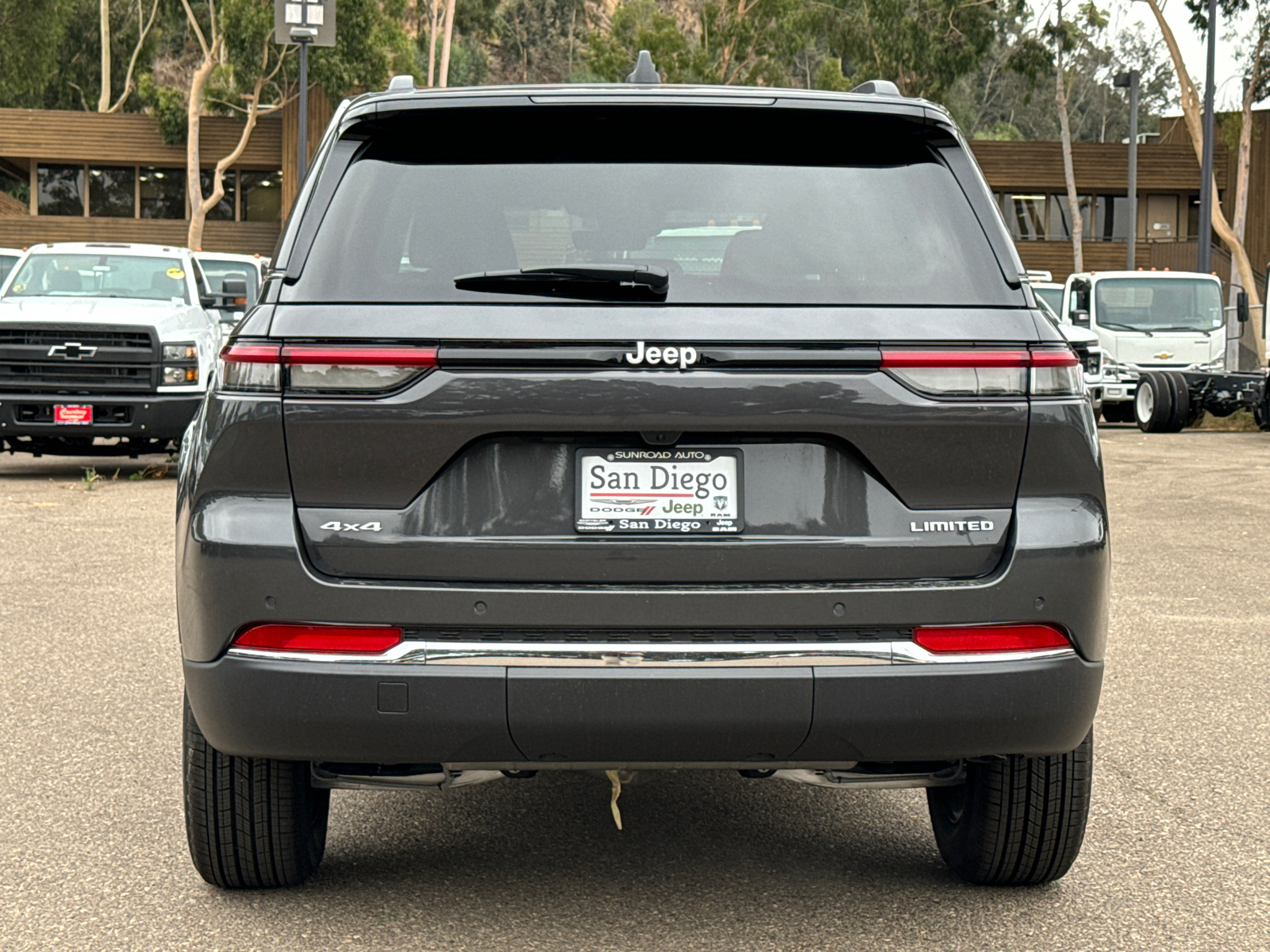 2025 Jeep Grand Cherokee Limited 9