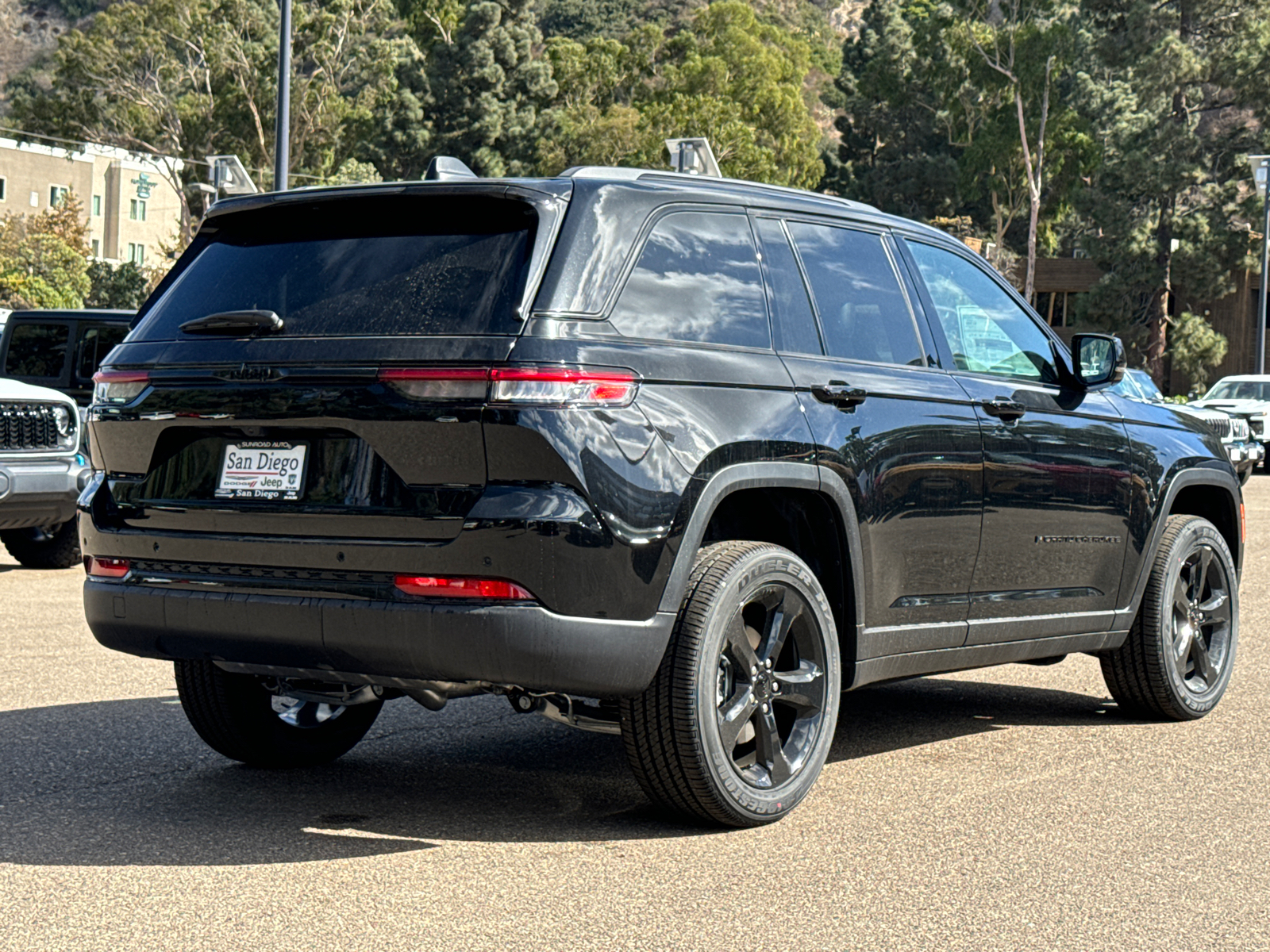 2025 Jeep Grand Cherokee Altitude 7