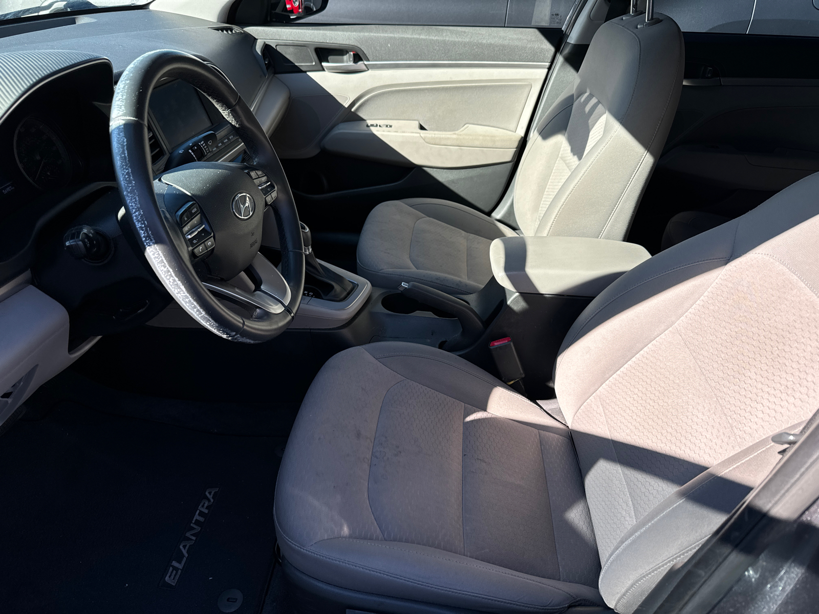 2019 Hyundai Elantra Value Edition 9