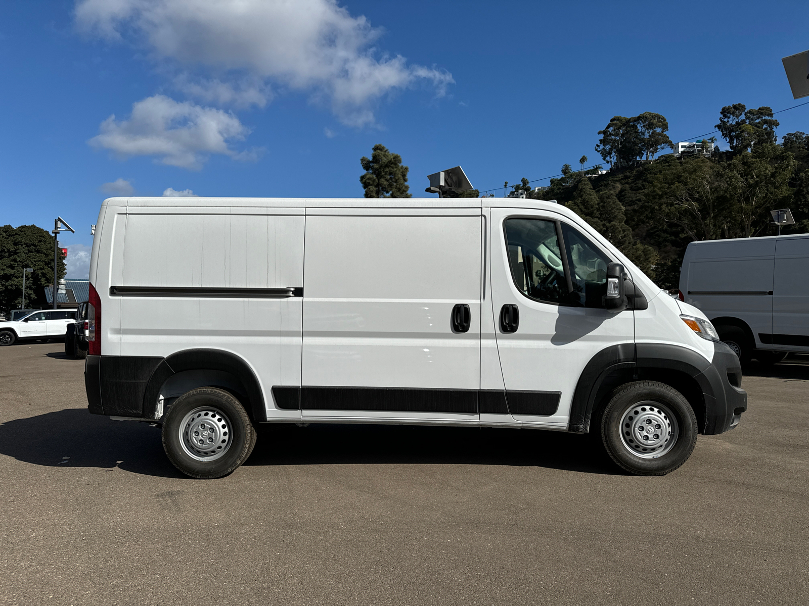 2025 Ram ProMaster 1500 Low Roof 7