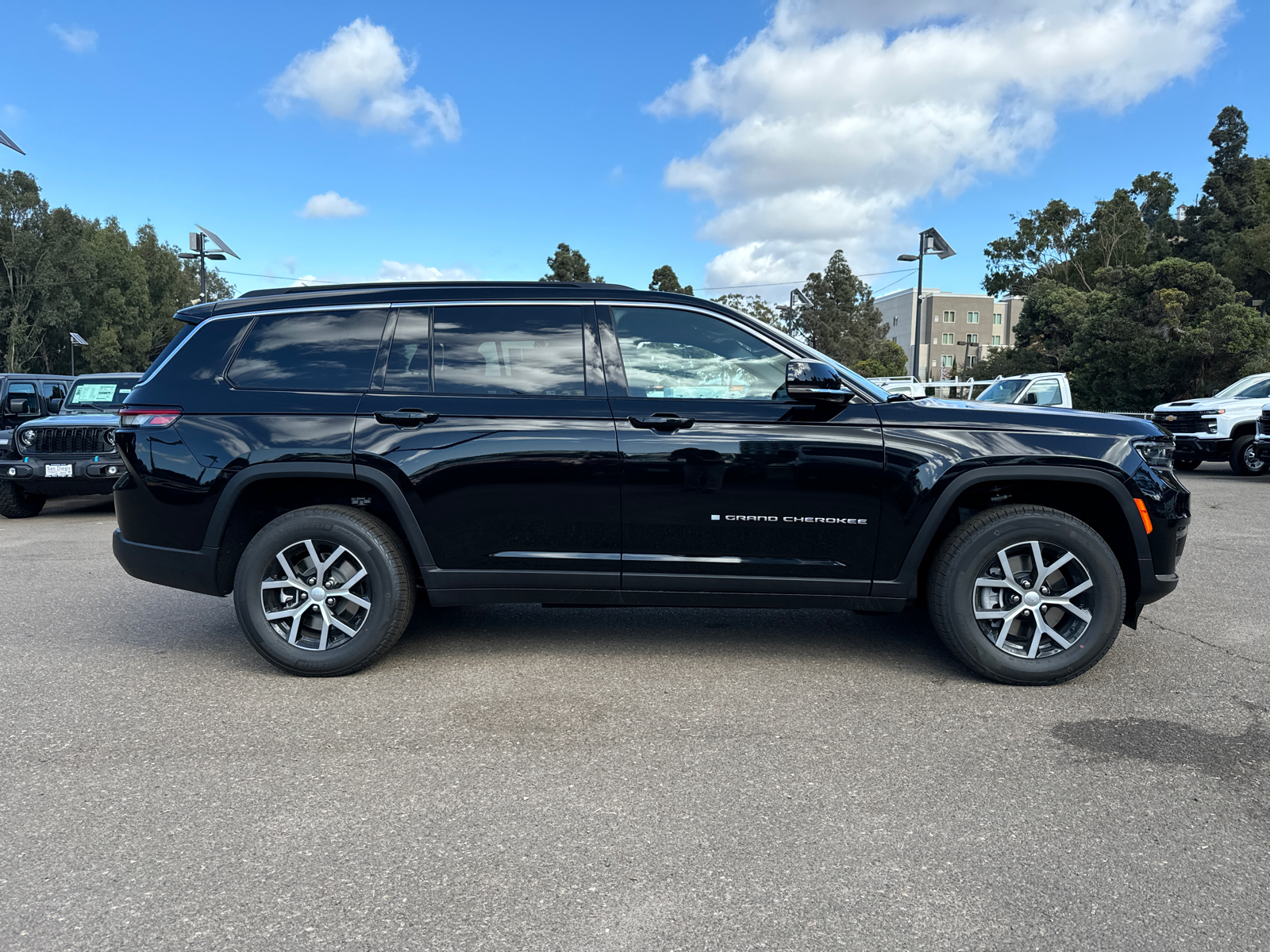 2025 Jeep Grand Cherokee L Limited 7