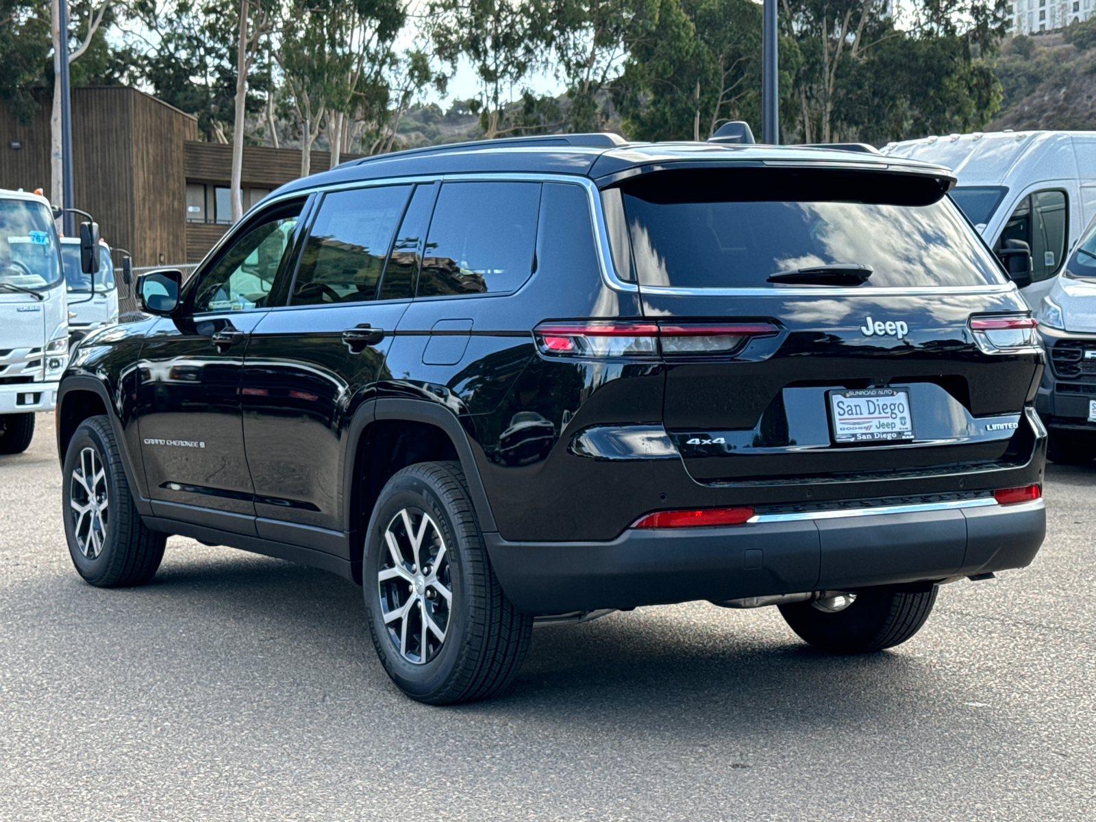 2025 Jeep Grand Cherokee L Limited 10