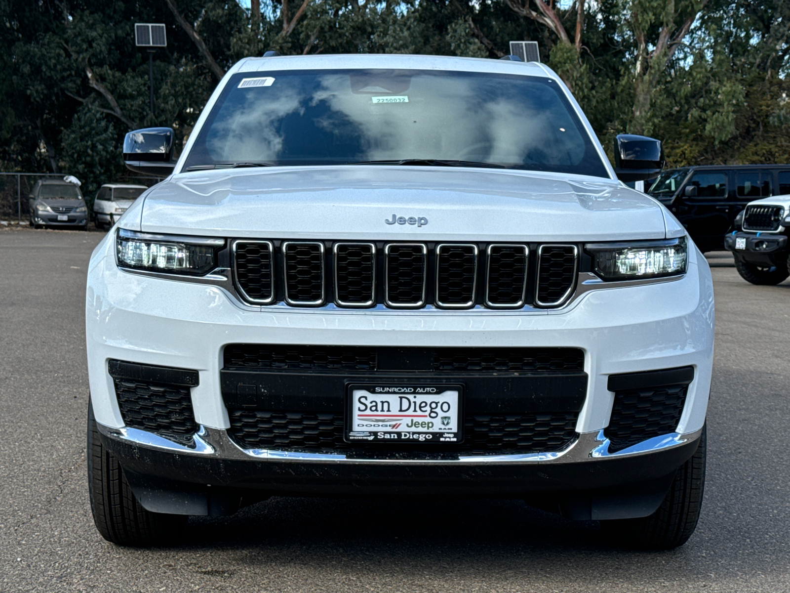 2025 Jeep Grand Cherokee L Laredo 5