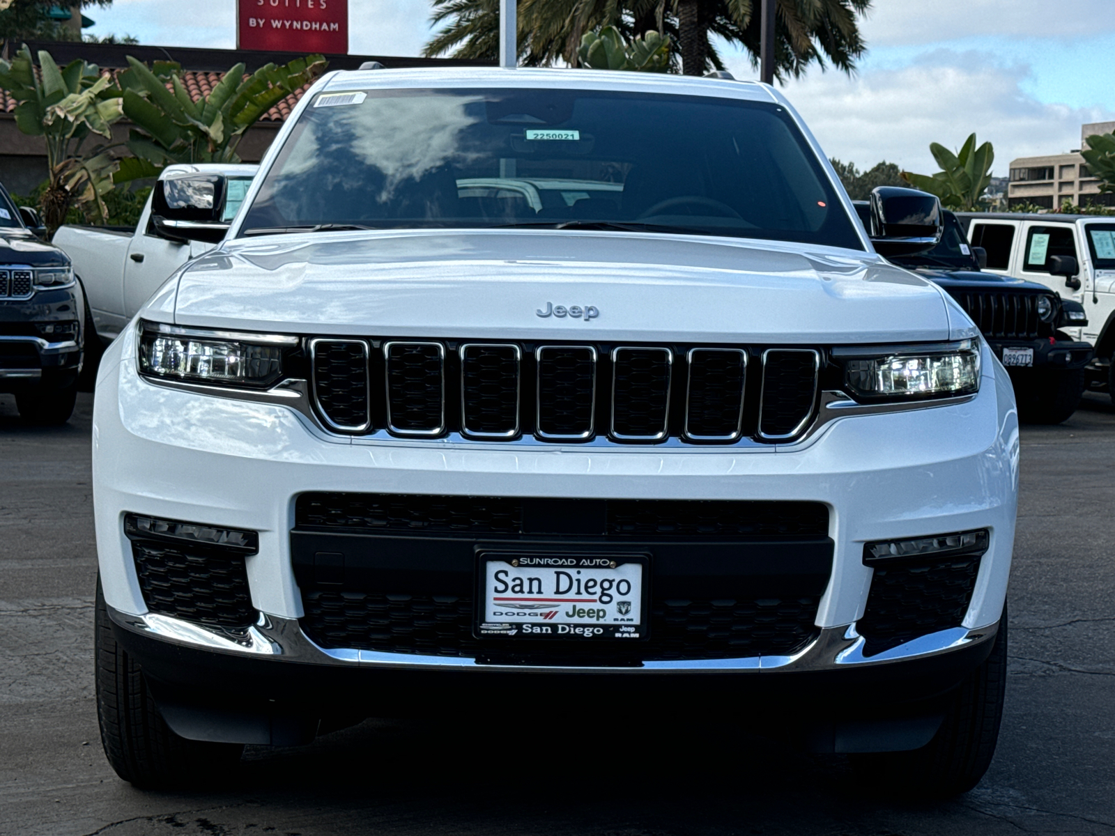 2025 Jeep Grand Cherokee L Limited 5