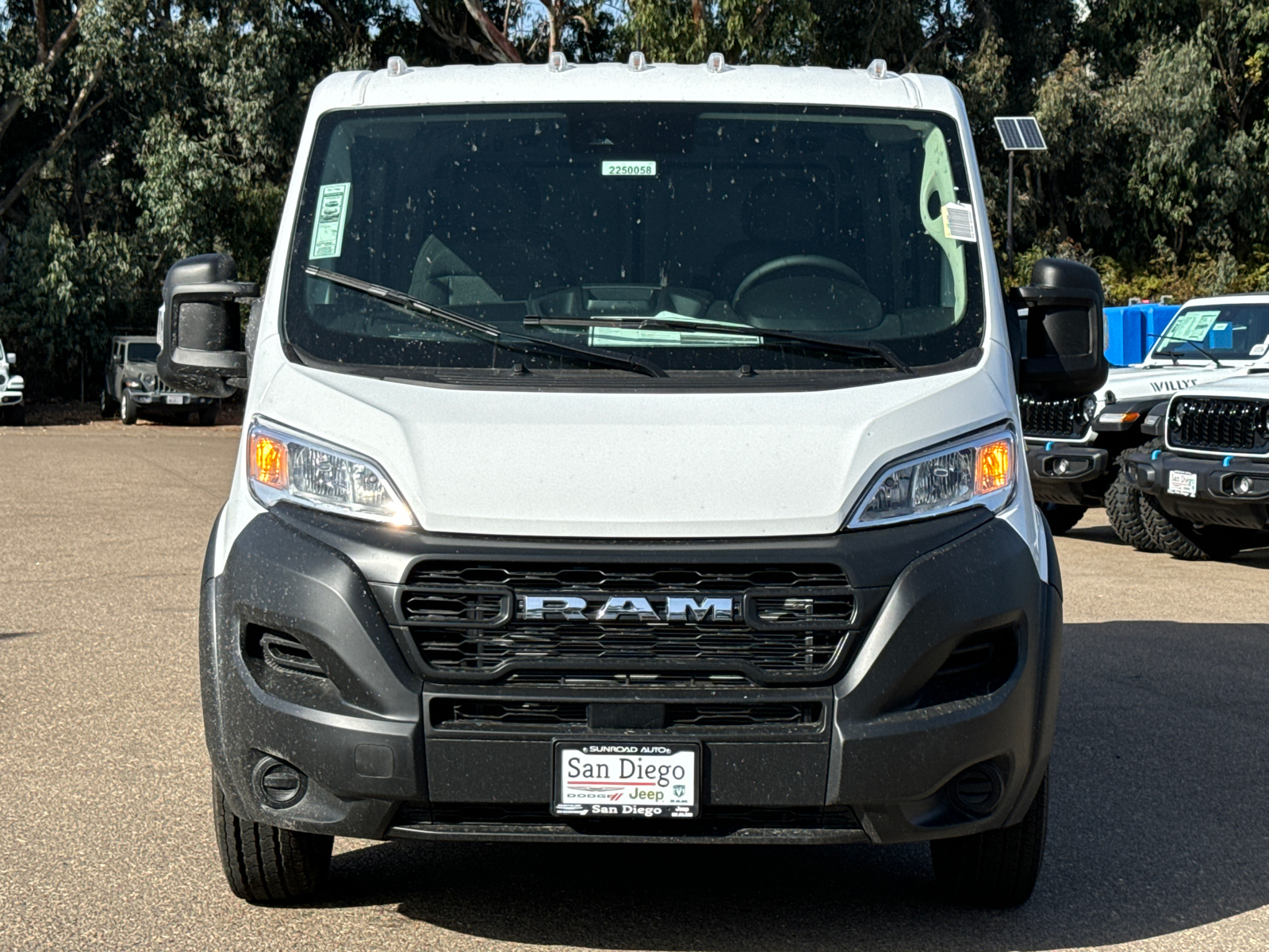 2025 Ram ProMaster 1500 Low Roof 4