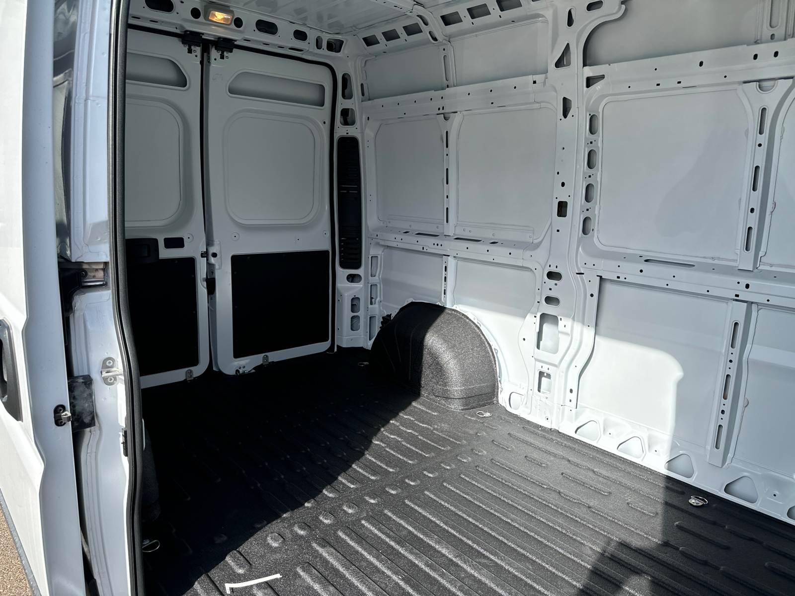 2025 Ram ProMaster 1500 Base 17