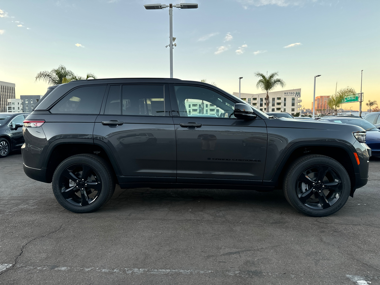 2025 Jeep Grand Cherokee Altitude X 7