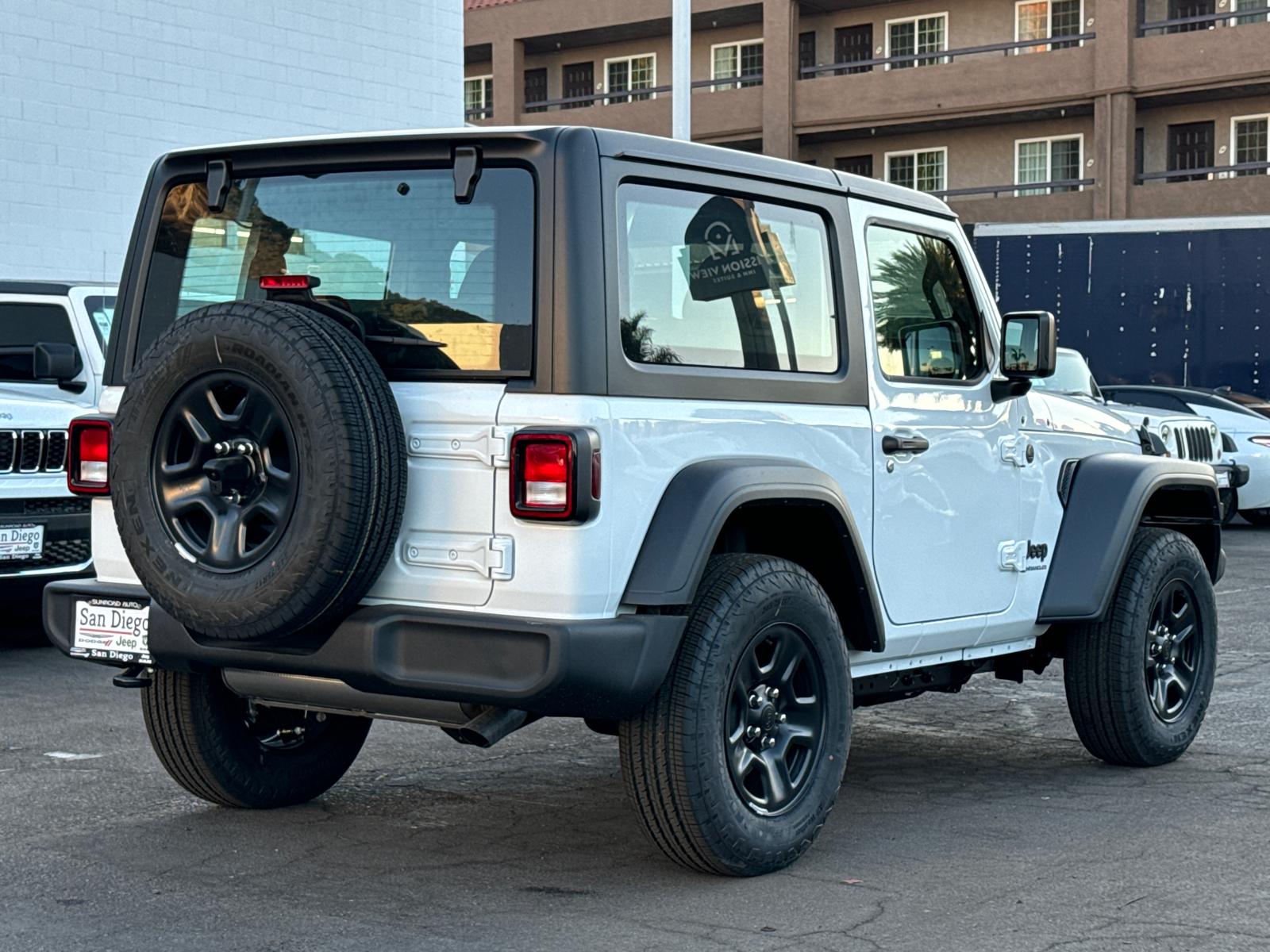 2025 Jeep Wrangler Sport 8