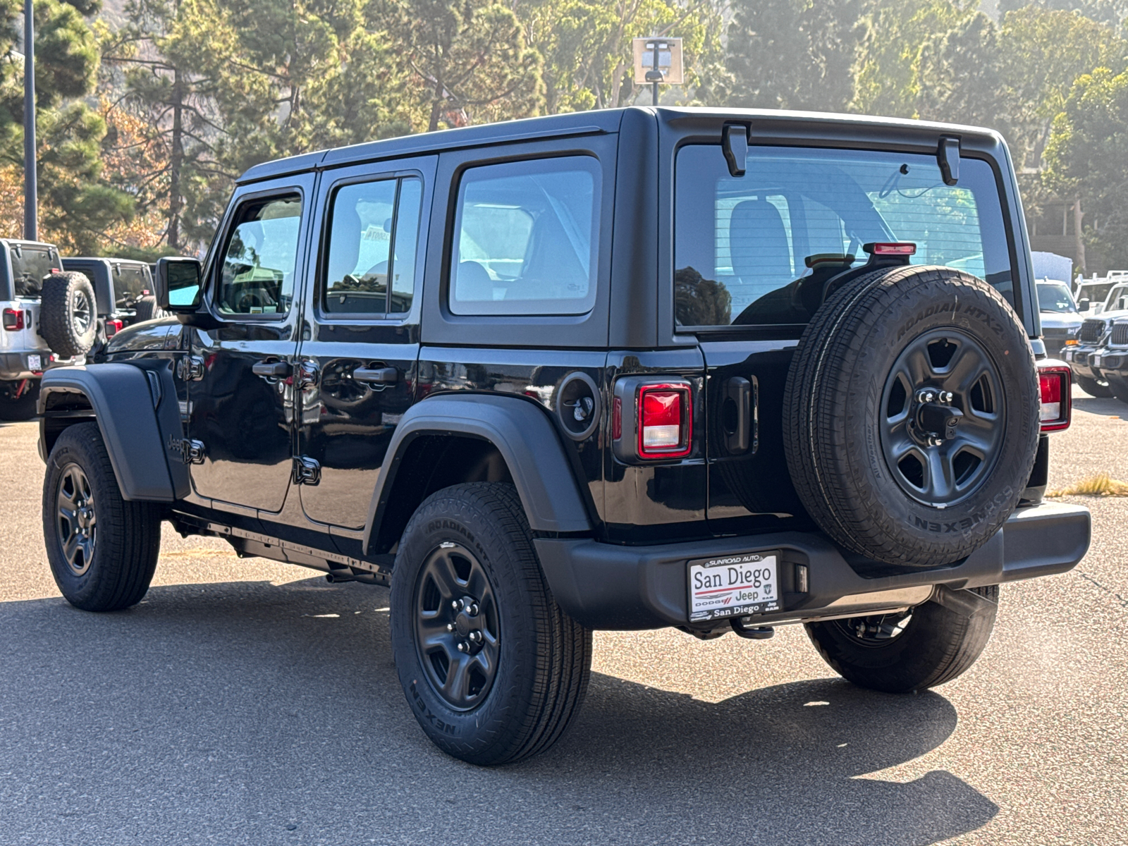 2025 Jeep Wrangler Sport 10