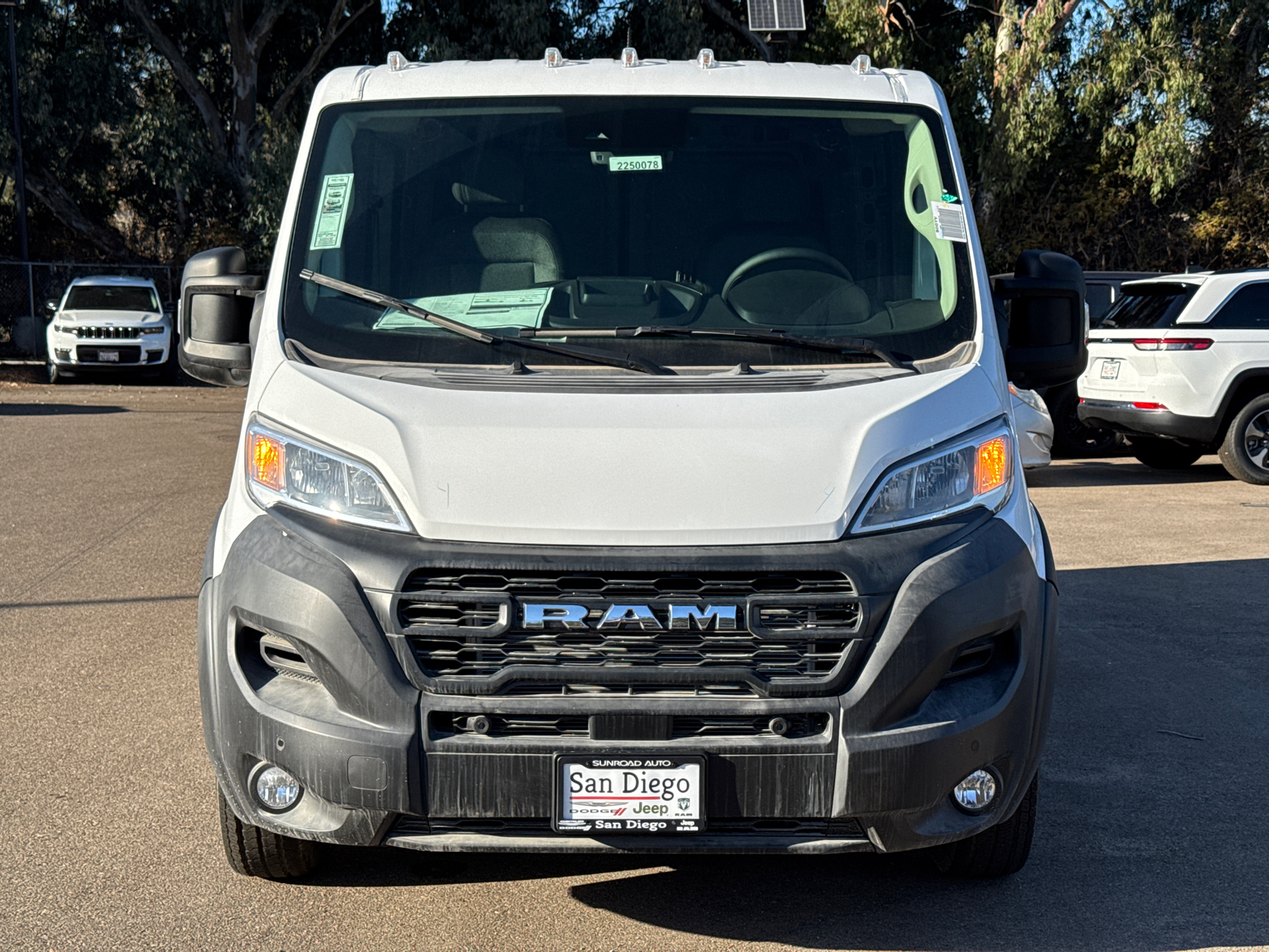 2025 Ram ProMaster 1500 Low Roof 4