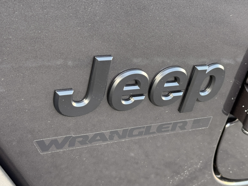 2025 Jeep Wrangler Sport 4