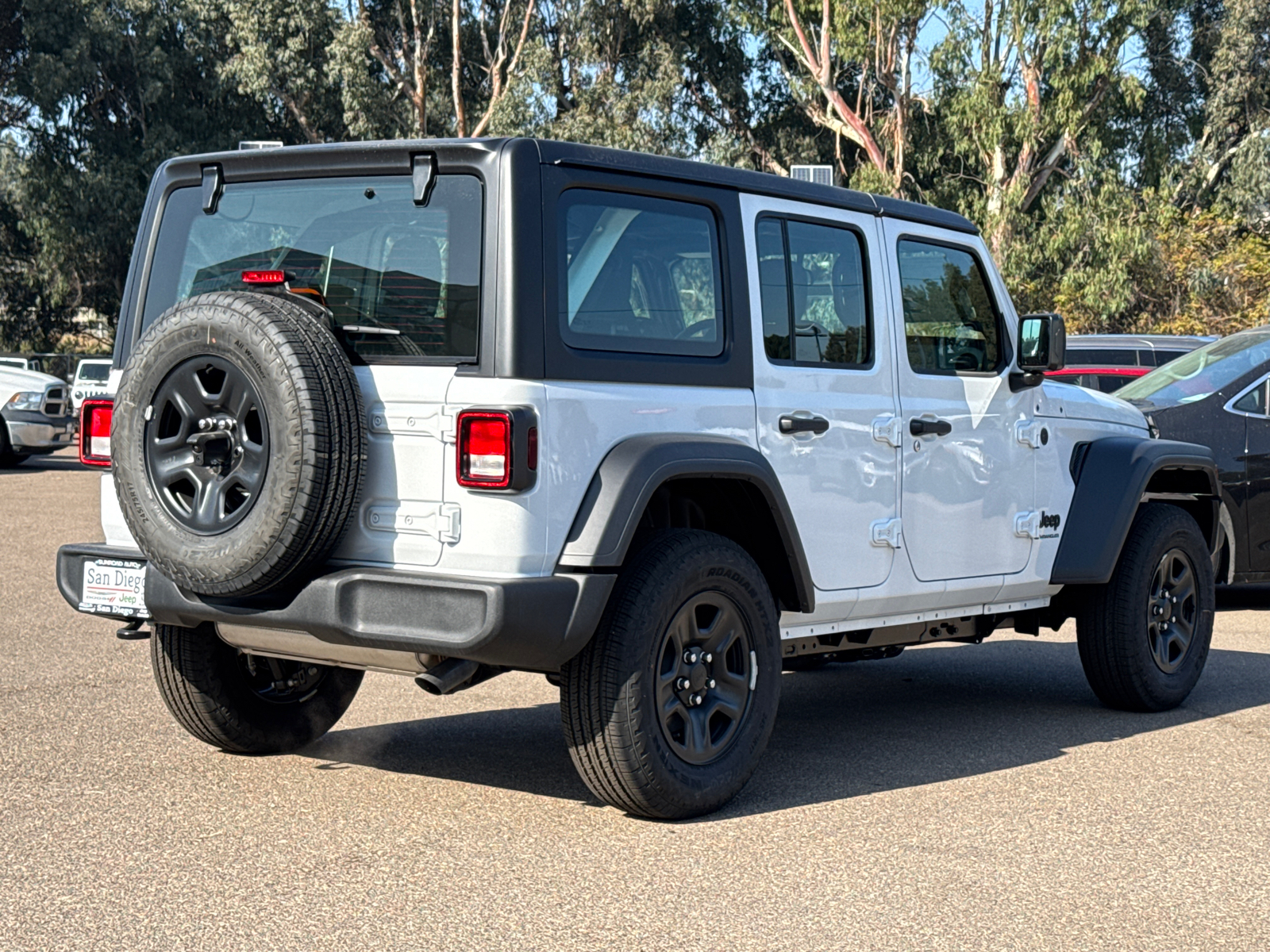 2025 Jeep Wrangler Sport 11