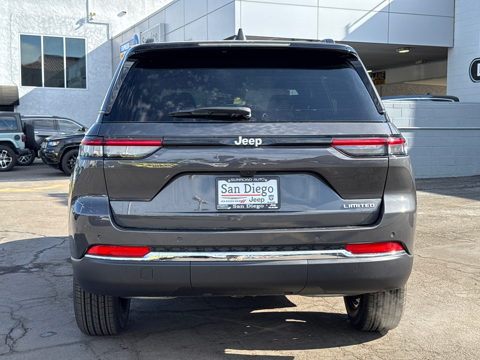 2025 Jeep Grand Cherokee Limited 9