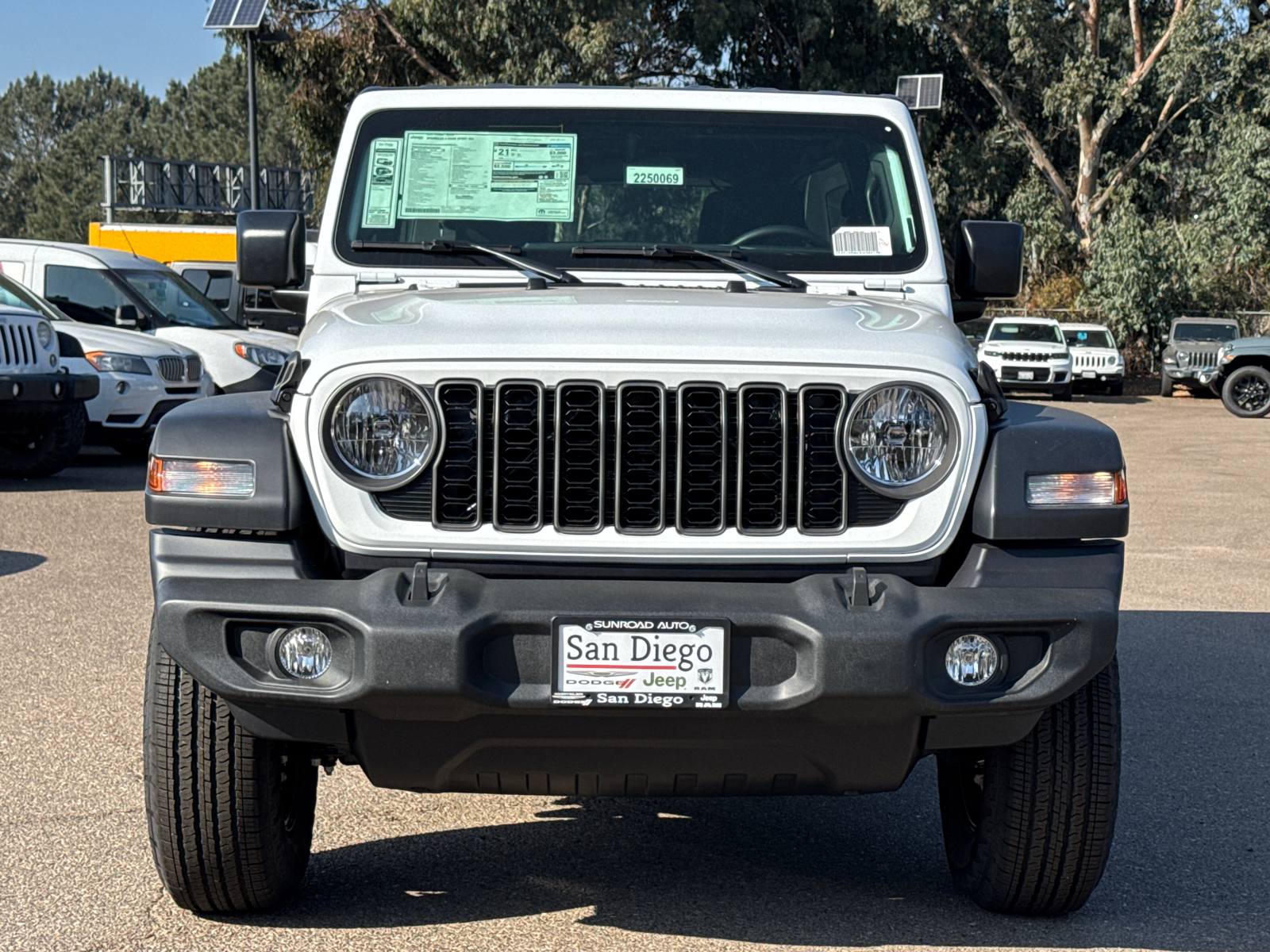 2025 Jeep Wrangler Sport 5