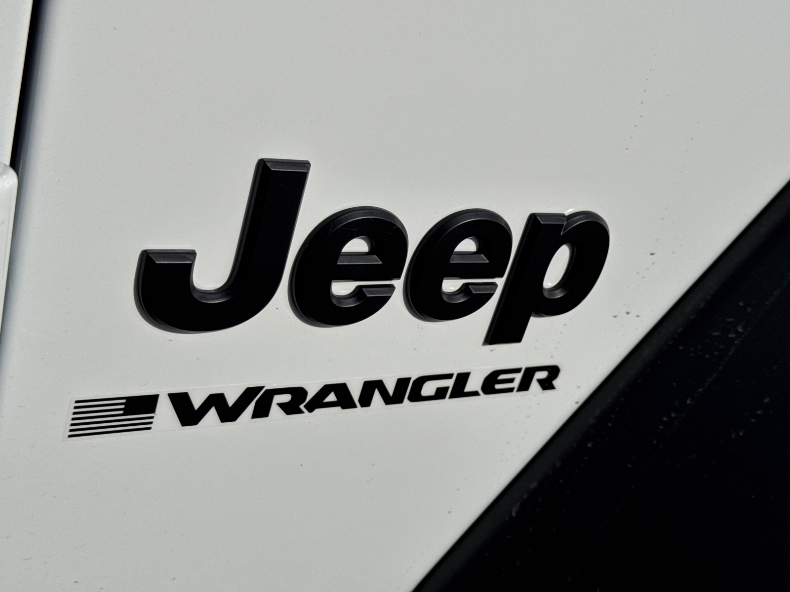 2025 Jeep Wrangler Sport 8