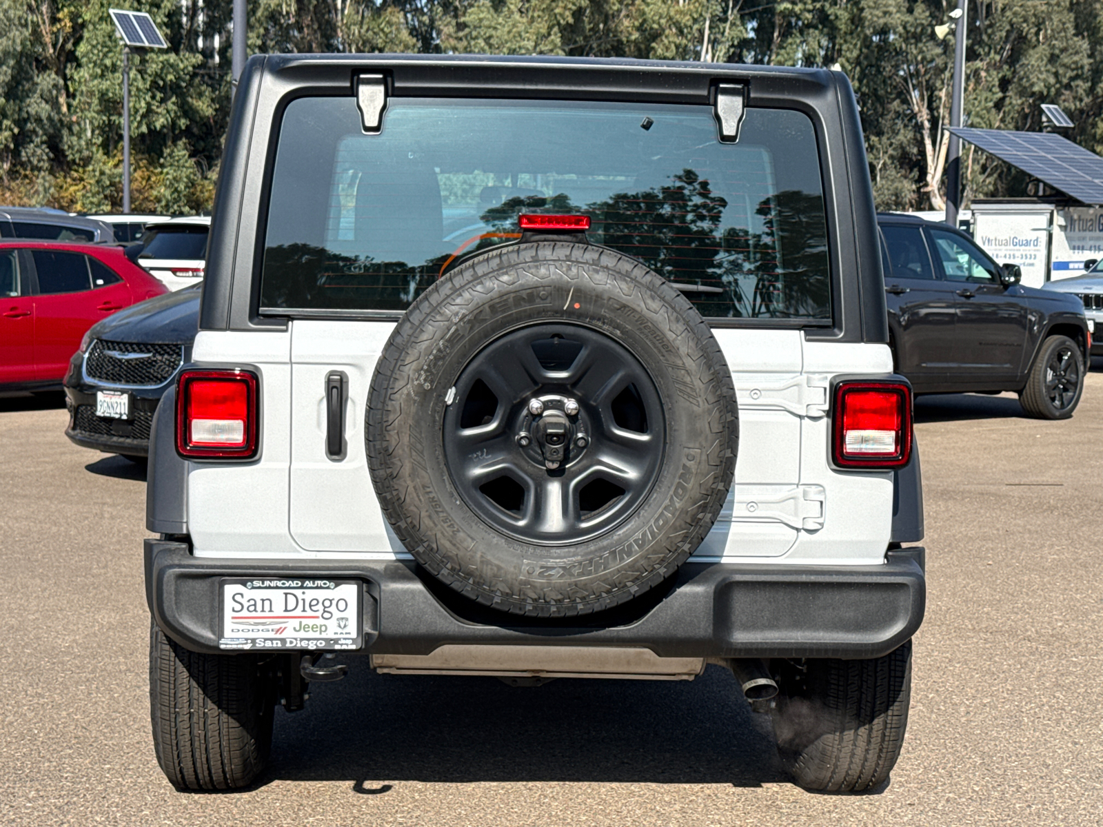 2025 Jeep Wrangler Sport 10