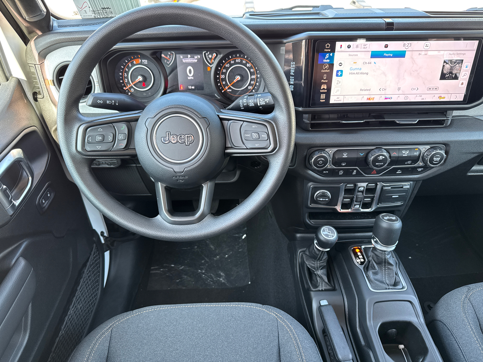 2025 Jeep Wrangler Sport 22