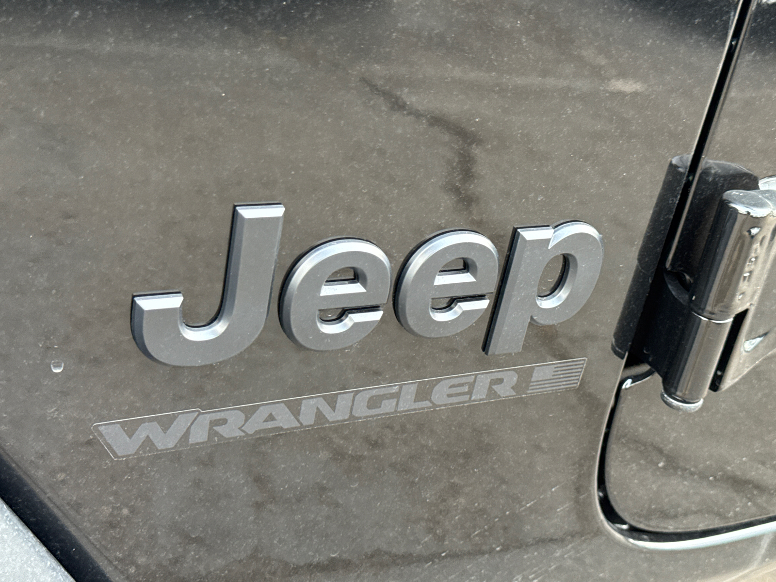 2025 Jeep Wrangler Sport 4