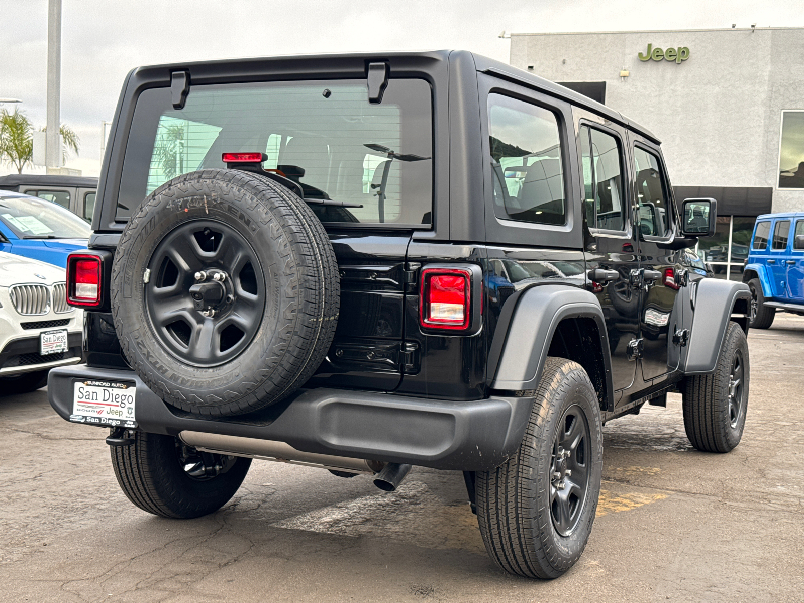 2025 Jeep Wrangler Sport 10